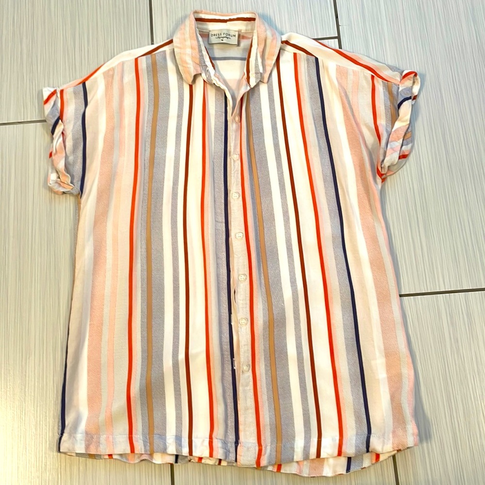 Soft dress forum short sleeve button down.